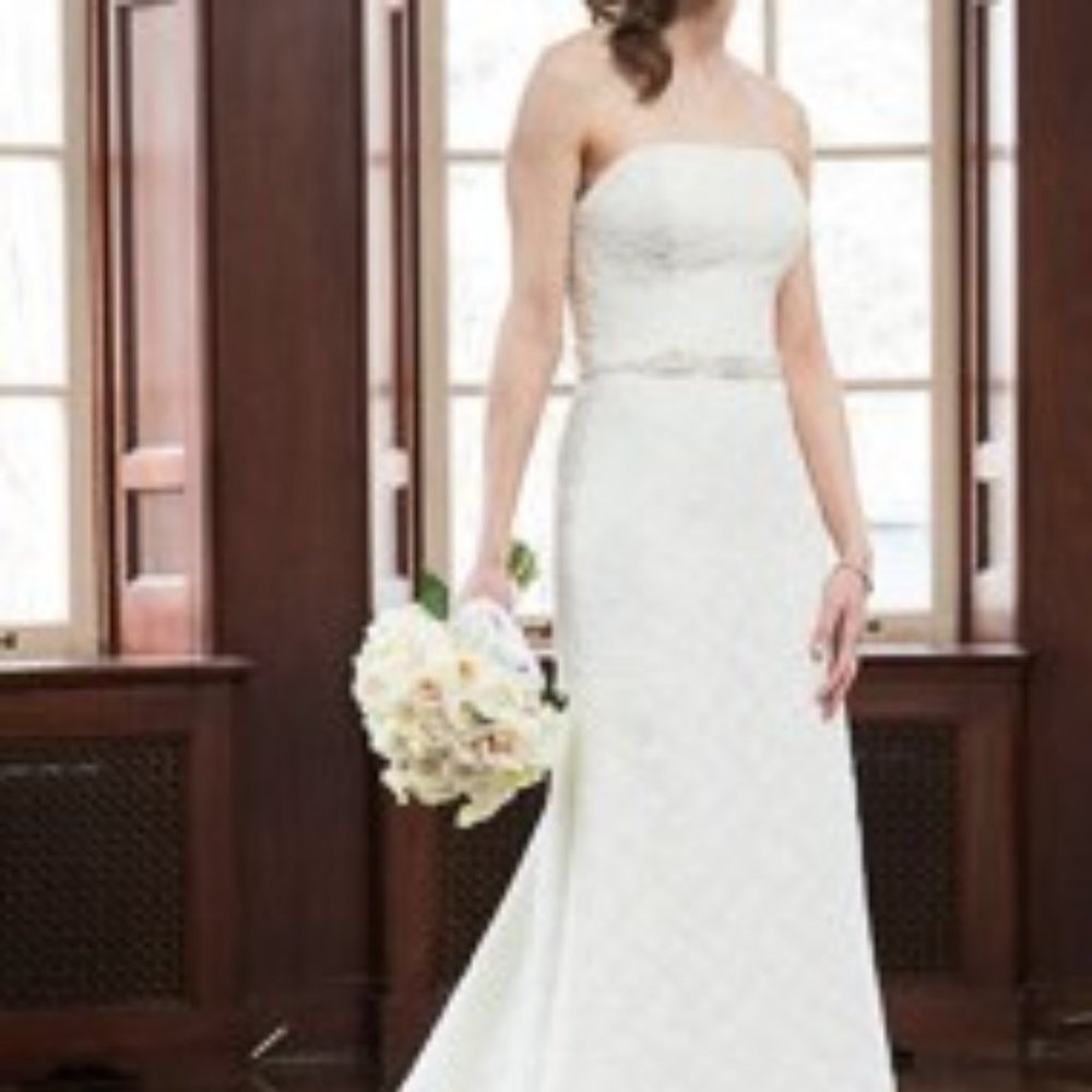 Reem Acra Wedding Gown